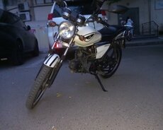 Super vezyetde motosklet satilir