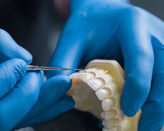 Diş texniki (protez) kurslar