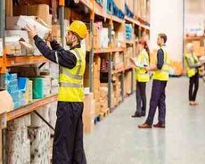 Anbardar işi axtarıram