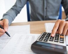 Mühasibat vergi və Hr xidmətləri