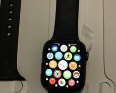 Apple Watch 4.44