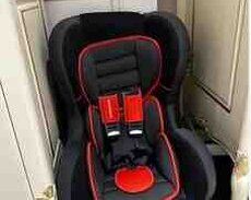 Avtokreslo Mothercare