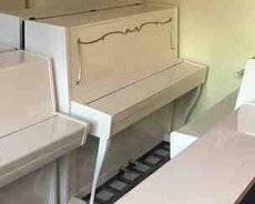 Pianino