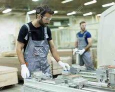 Fəhlə tələb olunur