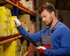 Fəhlə tələb olunur