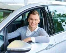 Sürücü tələb olunur