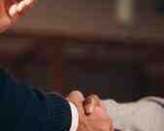 Piyada kuryer tələb olunur