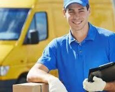 Şəxsi sürücü tələb olunnur