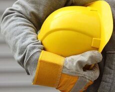 Fəhlə tələb olunur