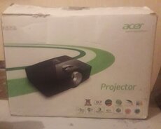 Acer projektor