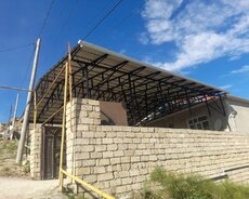 Работа по сбору лестниц и корзин.