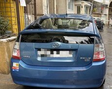 Arendaya verilir Toyota Prius 20 kuza gündəlik 30 manat