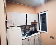 1 otaq həyət evi kirayə verlir