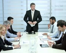 Ofis menecerləri tələb olunur
