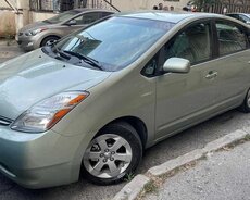 Arendaya Verilir Toyota Prius Gundelik 30 Manat