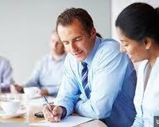 Ofisde marketinq konsltant