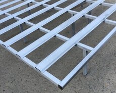 Taxt altligi, taxt bazasi, çarpayı alti dəmir