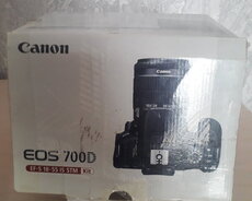 fotoaparat Eos canon 700d