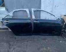 Toyota qapıları