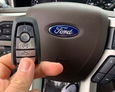 Ford Fusion Pultu