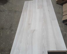 Laminat yaxşı veziyetdedi