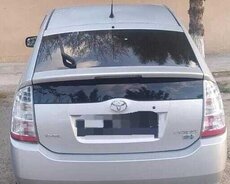 Arendaya verilir Toyota Prius gündəlik 30 manat