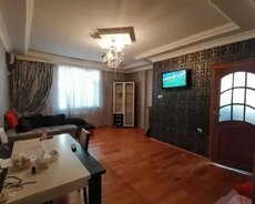 Masazır Продается 2-комнатная квартира-переделка на ул. Гултулуш, 93.