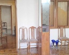 Yasamal Rayonunda 3 otaqli kupcali ev satilir