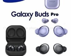 Galaxy Наушники Buds Pro держат заряд 5-6 часов.