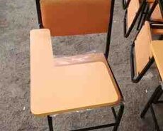 Стол и стул для учебных курсов
