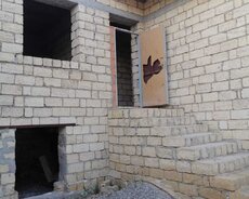 Продается 4-комнатный дворовый дом без ремонта в Масазыре