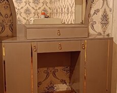 Mebel ustasi tələb