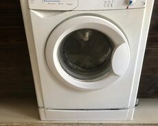 Paltaryuyan maşın: Indesit (5 kq)