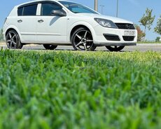 Opel Astra Satilir