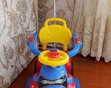 Əl ilə idarə olunan oturacaqli maşın