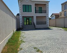 Şüvəlanda 5 otaqlı villa