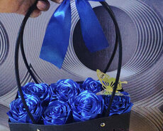 Güllərin satışı