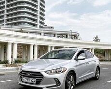 Hyundai Elantra 2018 il