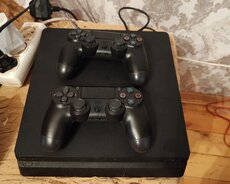 Playstation 4 slim