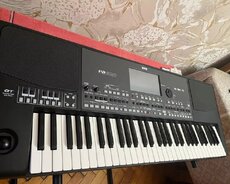 Korg Pa600