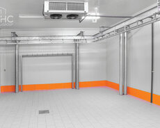 Склад строится