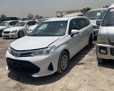 Toyota Corolla филдер в аренду посуточно