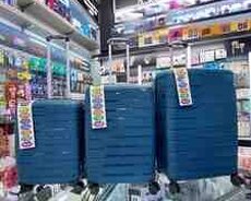 Из чемодана