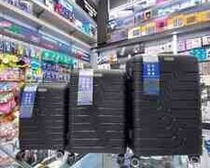 Из чемодана