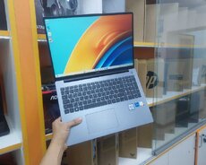 Модель: Huawei Matebook D16