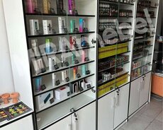 Vape shop vitrini