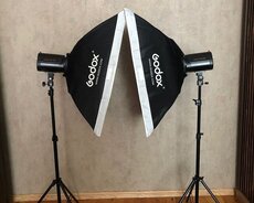 Studiya işıqları Godox mini pioneer 200