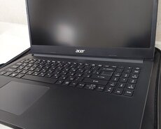 Acer extensa