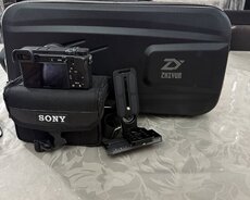 Sony Foto Kamera və Zhiyun Crane Stabilizator