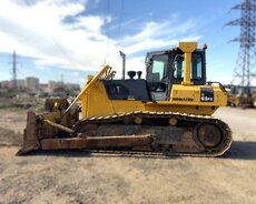 Buldozer Komatsu D65px